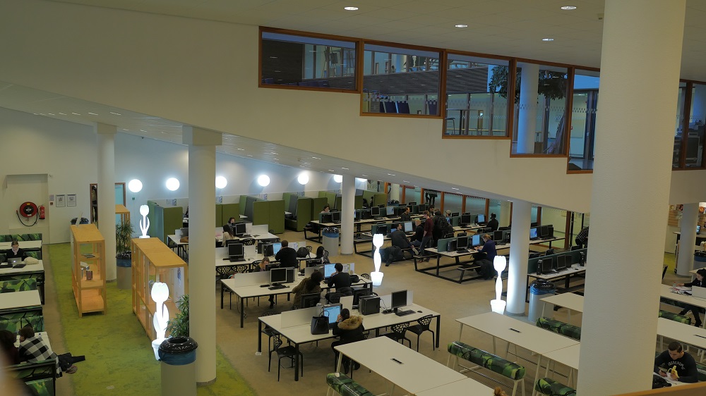 /images/universities/Amsterdam_University_of_Applied_Sciences_Study_Area.jpg